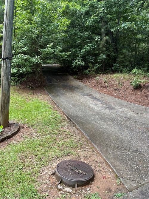 31 Weaver St, Buchanan, GA, 30113-5409 | Card Image