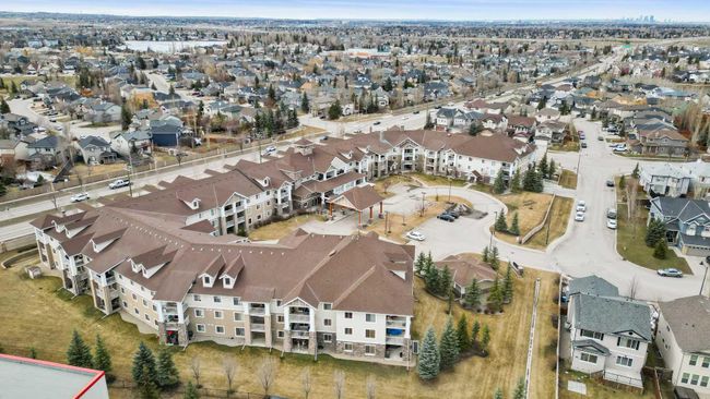 323 - 428 Chaparral Ravine View Se, Home with 2 bedrooms, 2 bathrooms and 1 parking in Calgary AB | Image 34