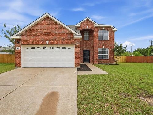 725 Parkford Ln, Arlington, TX, 76001-7377 | Card Image