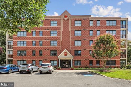 301-604 Mckinsey Park Dr, SEVERNA PARK, MD, 21146-4566 | Card Image