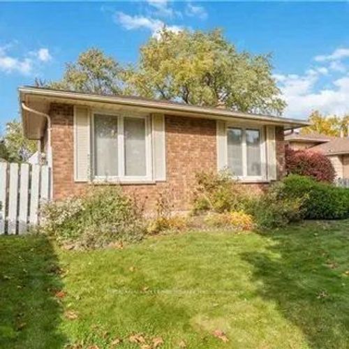 6059 Tampa Crt, Niagara Falls, ON, L2J3Z9 | Card Image