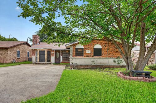 2422 Lakeshore Drive, Grand Prairie, TX, 75051 | Card Image