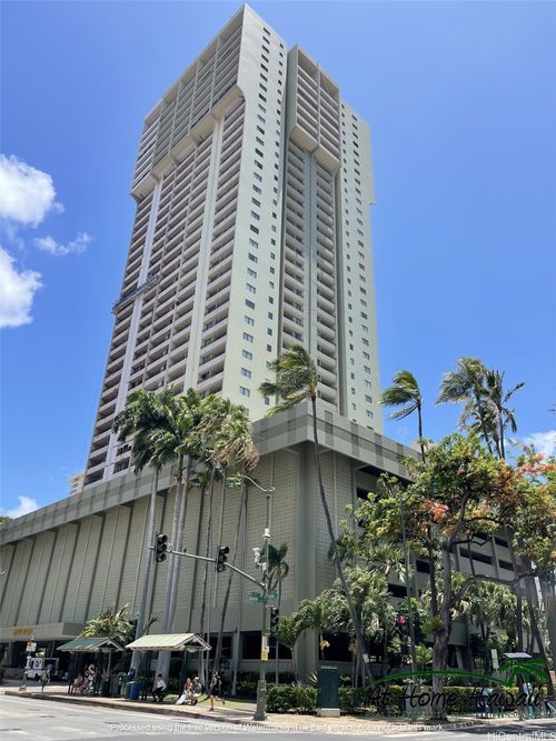 apt-1209-2240 Kuhio Ave, Honolulu, HI, 96815-2810 | Card Image