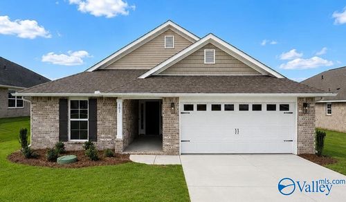 105 Sidney Ruth Dr, New Market, AL, 35761-7301 | Card Image