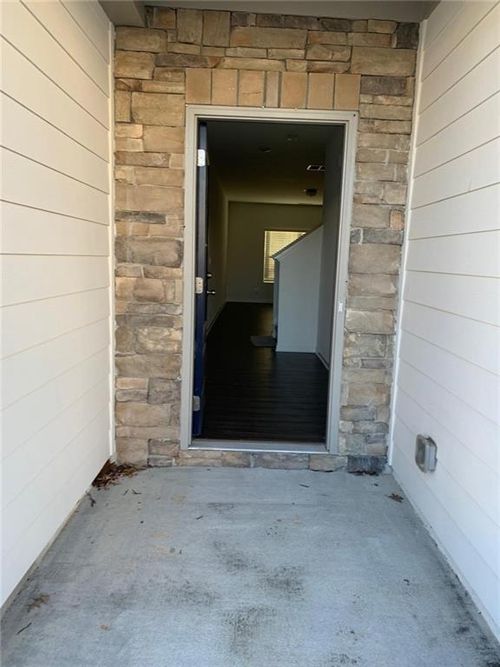 1110 Lossie Ln, Grayson, GA, 30017-5207 | Card Image
