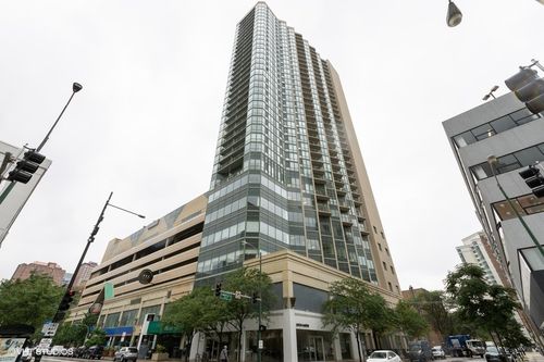 2408-111 W Maple St, Chicago, IL, 60610-5408 | Card Image
