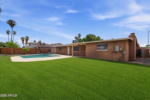 4616 W Saguaro Dr, Glendale, AZ, 85304-4425 | Card Image