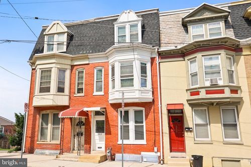 343 N Newberry St, YORK, PA, 17401-3014 | Card Image