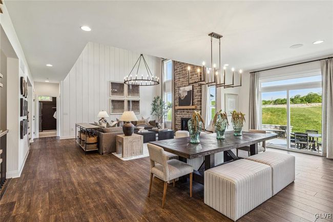 Breakfast Area open to the Great Room | Image 14