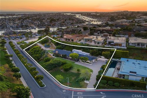 525 El Paseo Dr, Corona del Mar, CA, 92625 | Card Image