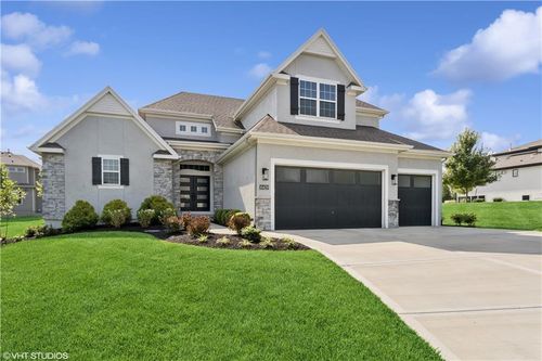 10429 W 170th Pl, Overland Park, KS, 66221-8904 | Card Image