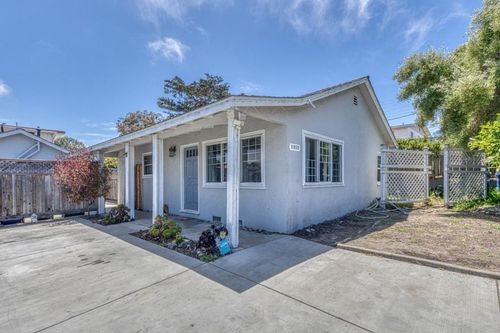 1212 Waring St, Seaside, CA, 93955-5517 | Card Image