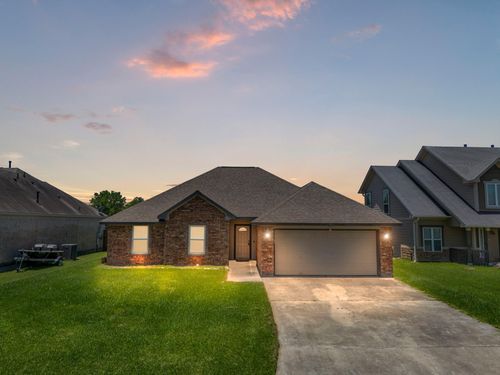 4804 Stingray Dr, Bay City, TX, 77414-5656 | Card Image
