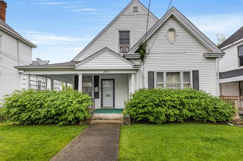 221 S Highland St, Winchester, KY, 40391-2551 | Card Image