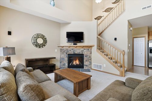 313-1243 Majestic Ave, Maplewood, MN, 55109-4973 | Card Image