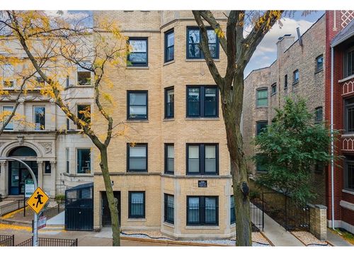 2n-648.5 Roscoe St, Chicago, IL, 60657 | Card Image