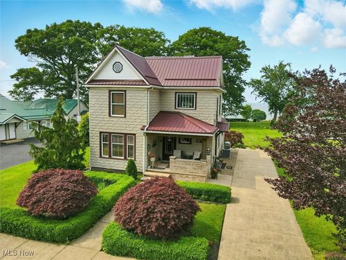 289-290 Park Ave, Conneaut, OH, 44030-1573 | Card Image