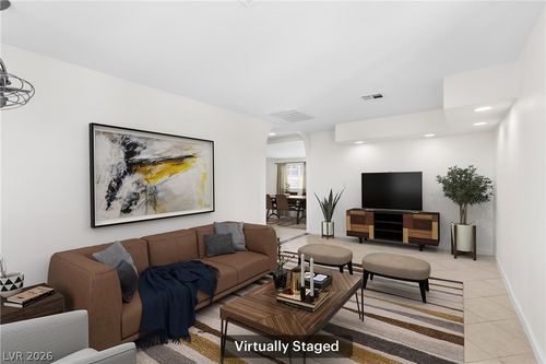652 Avenue C, Boulder City, NV, 89005-2738 | Card Image