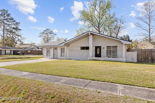 308 Newcastle Dr, Lafayette, LA, 70503-4543 | Card Image
