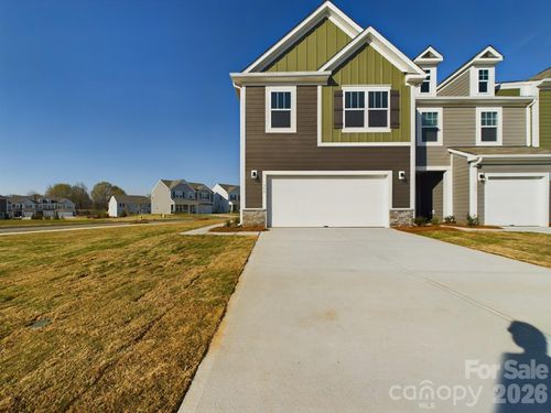 759 Earhart St, Concord, NC, 28027-8811 | Card Image