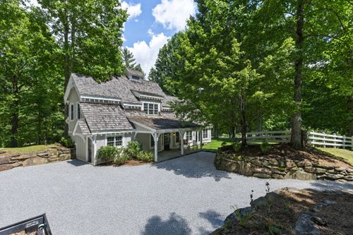 426 Meadowcrest Dr, Cashiers, NC, 28717 | Card Image