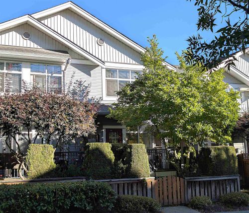 79-20449 66 Ave, Langley, BC, V2Y3C1 | Card Image