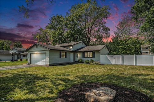 6192 Jaycox Rd, North Ridgeville, OH, 44039-1606 | Card Image