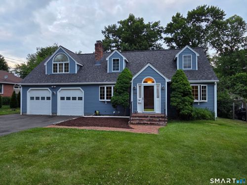 156 Fieldcrest Rd, Fairfield, CT, 06825-4255 | Card Image