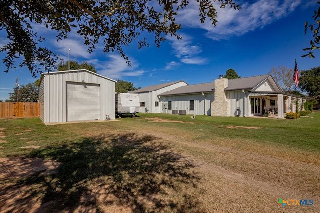 214 Timothy St, Home with 3 bedrooms, 3 bathrooms and null parking in Inez TX | Image 16