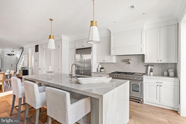 1720 15 Th St Nw, Townhouse with 6 bedrooms, 5 bathrooms and null parking in WASHINGTON DC | Image 11