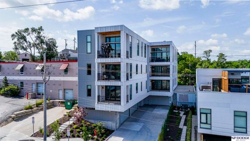 202-1217 Pacific St, Omaha, NE, 68108-3235 | Card Image