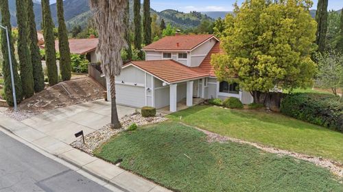 228 Mountaire Pkwy, Clayton, CA, 94517-1619 | Card Image