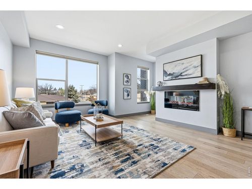 3494 E 31st Ave, Denver, CO, 80205-4911 | Card Image