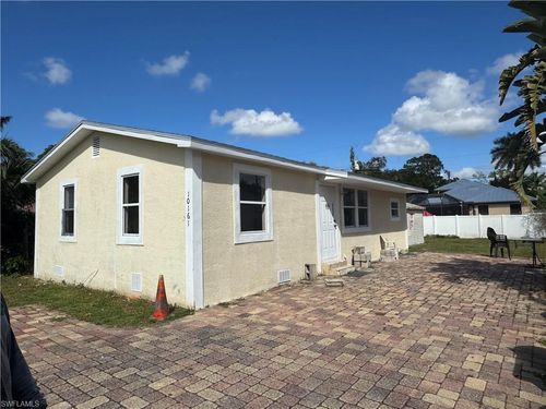 10161 Carolina St, Bonita Springs, FL, 34135-4802 | Card Image