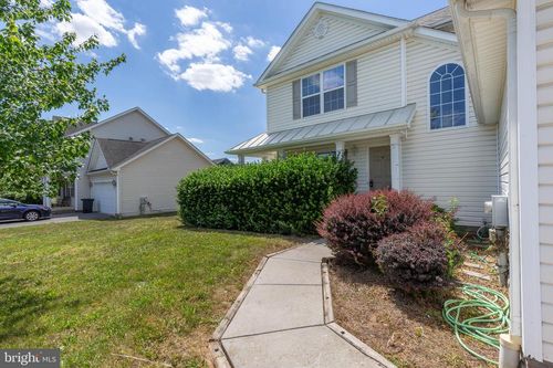 59 Stork Ln, MARTINSBURG, WV, 25405-7711 | Card Image