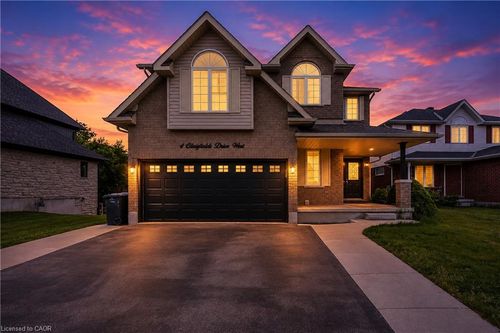 4 Clairfields Dr W, Guelph, ON, N1G5H5 | Card Image
