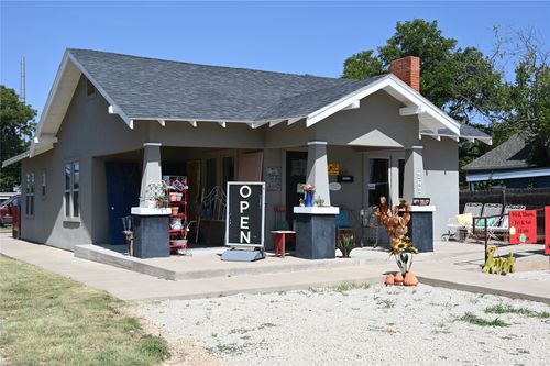 626 Grand Ave, Abilene, TX, 79605-3123 | Card Image