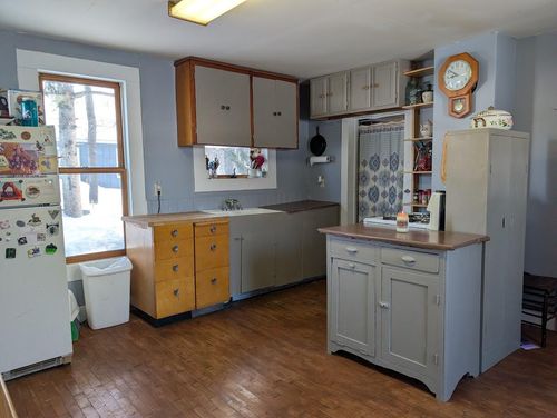 21737 Wilson St, Grand Marais, MI, 49839 | Card Image