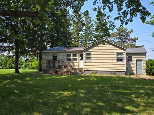 3184 Church St, Unionville, MI, 48767-9301 | Card Image