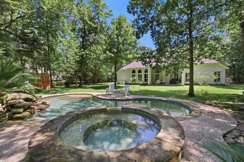33206 Windcrest Estates Blvd, Magnolia, TX, 77354-4858 | Card Image