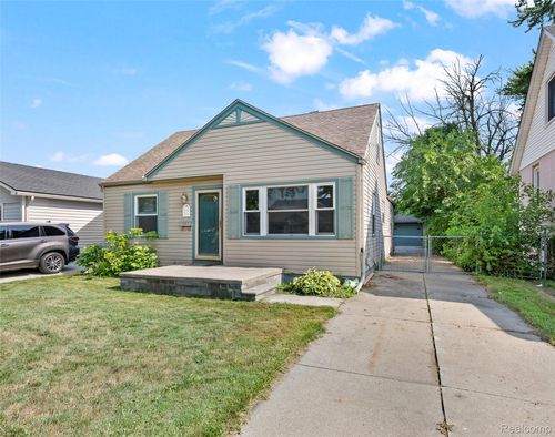8460 Busko Ave, Warren, MI, 48093-4934 | Card Image
