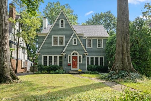 3319 Kenmore Rd, Shaker Heights, OH, 44122-3458 | Card Image
