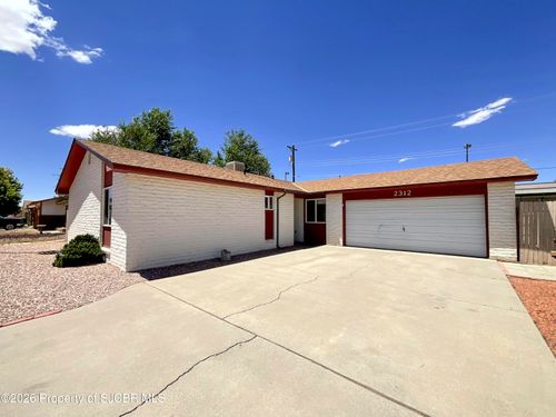 2312 E 18th St, Farmington, NM, 87401-7531 | Card Image