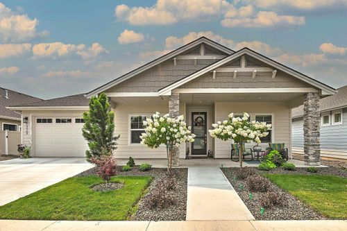 1329 N Parkshire Way, Meridian, ID, 83642-2341 | Card Image