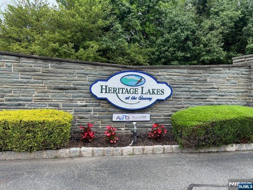 7 Meadow Lakes Dr, Hamburg, NJ, 07419-2532 | Card Image