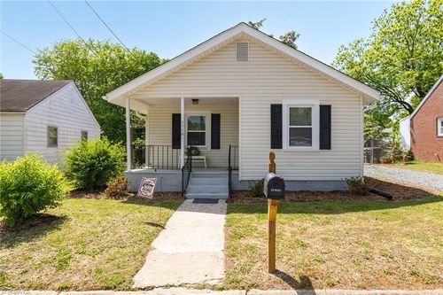 1110 Ware St, Reidsville, NC, 27320-4646 | Card Image