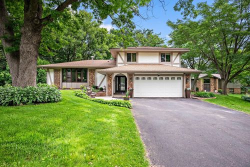 754 Torchwood Cir, New Brighton, MN, 55112-2538 | Card Image