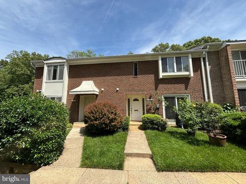 3738 Persimmon Cir, FAIRFAX, VA, 22031-4116 | Card Image