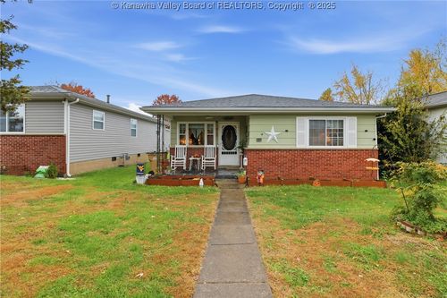 2967 Shank Ave, Hurricane, WV, 25526-1230 | Card Image