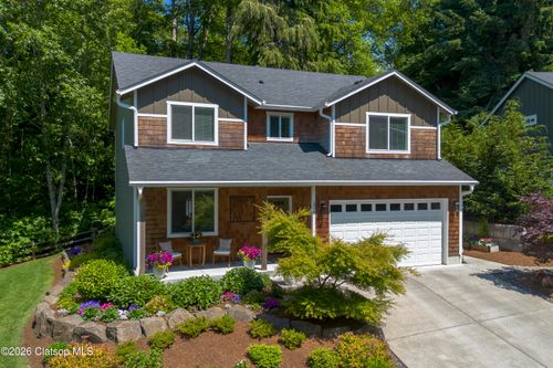 1975 Forest Drive, Seaside, OR, 97138 | Card Image